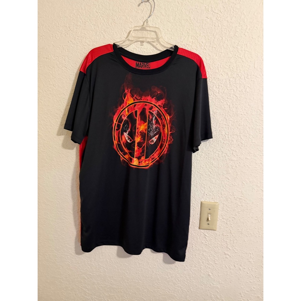 Marvel Deadpool Flaming Logo Graphic T-Shirt Mens 2X Black Red Polyester Tee